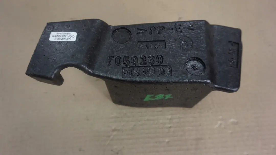 Base Carenatura Portabagagli SX per BMW E81 E87 LCI con numero di parte 7059239 BMW E81 E87 LCI Base Carenatura Portabagagli SX - SKU 7059239-1 - Numero di parte 7059239