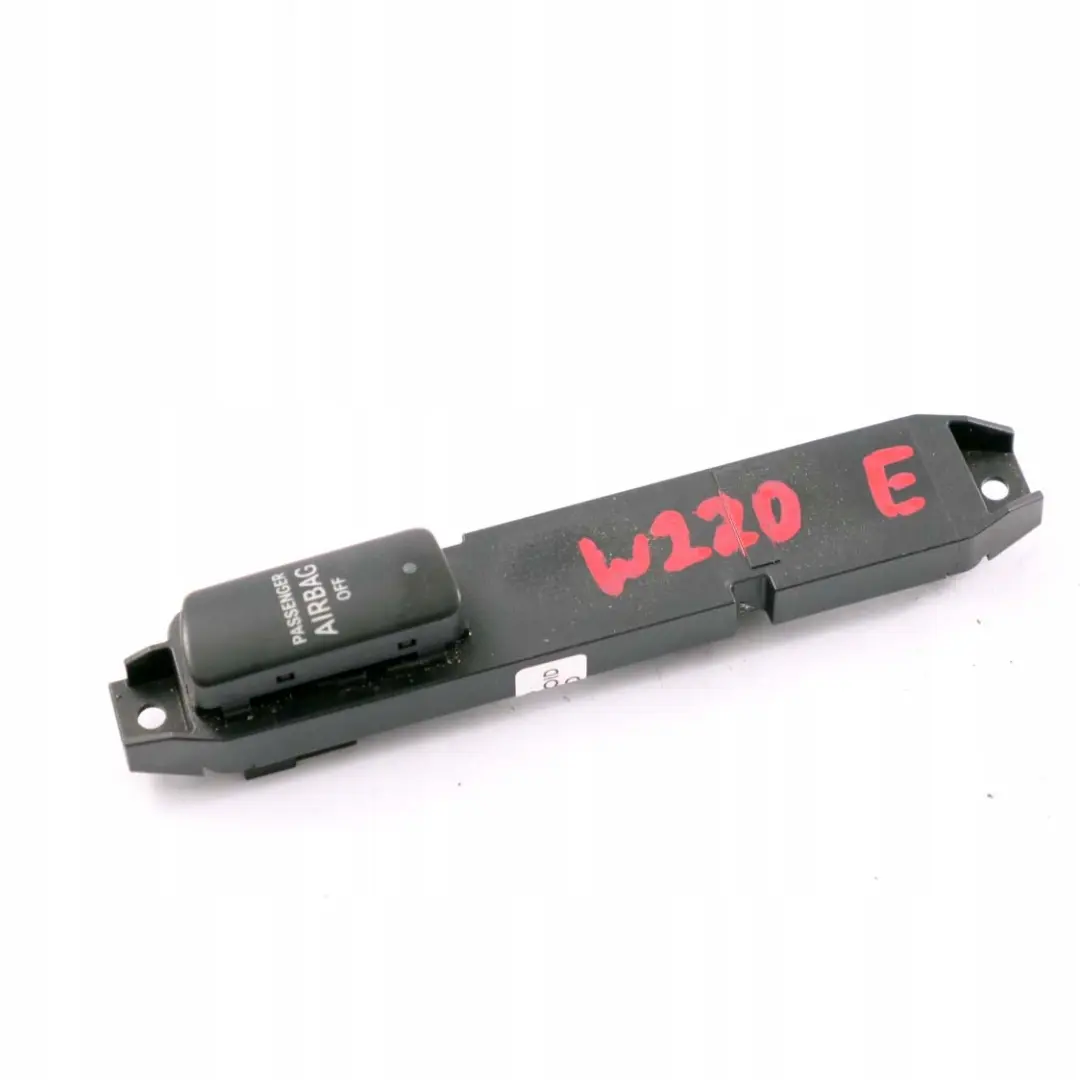  Mercedes-Benz Clase S W220 Airbag del pasajero Boton del interruptor - SKU A2208218458 - Número de pieza A2208218458
