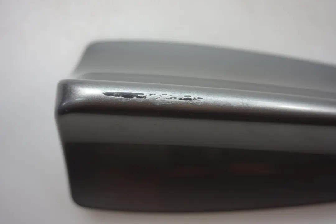 Leergehäuse Gehäuse Dachantenne Antenne Spacegrau Grau für BMW 5 er E61 mit Teilenummer 6929373 BMW 5 er E61 Leergehäuse Gehäuse Dachantenne Antenne Spacegrau Grau - SKU 6929373-SBG - Teilenummer 6929373