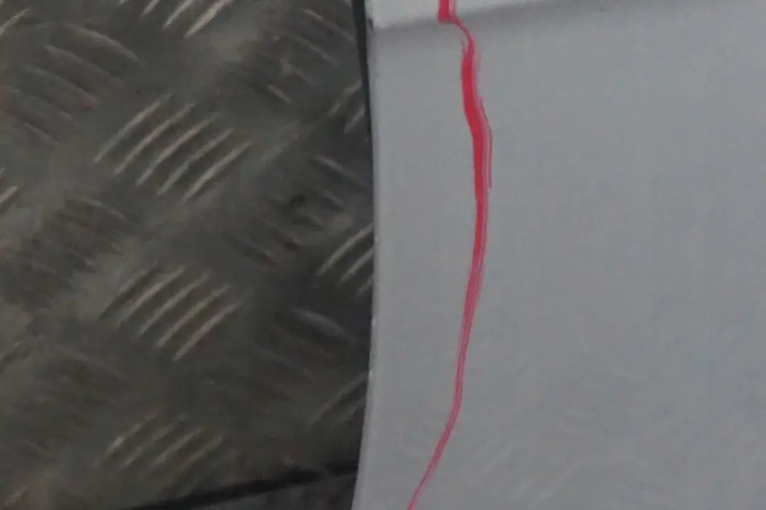 Puerta Delantera Derecha Titansilber Silver Silber Metallic para BMW E65 E66 con número de pieza 7202082 BMW E65 E66 Puerta Delantera Derecha Titansilber Silver Silber Metallic - SKU 7202082-TS1 - Número de pieza 7202082