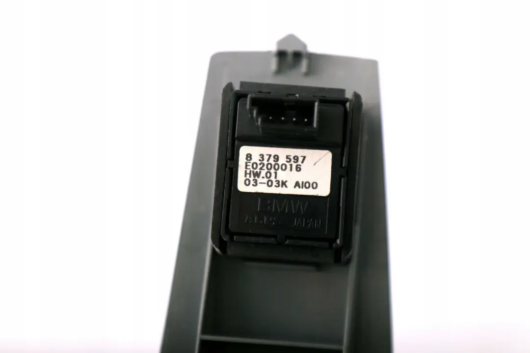 Interruptor Ventana Cenicero Acabado Izquierda Plata Oscuro para BMW E65 con número de pieza 7024489 BMW E65 Interruptor Ventana Cenicero Acabado Izquierda Plata Oscuro - SKU 7024489 - Número de pieza 7024489