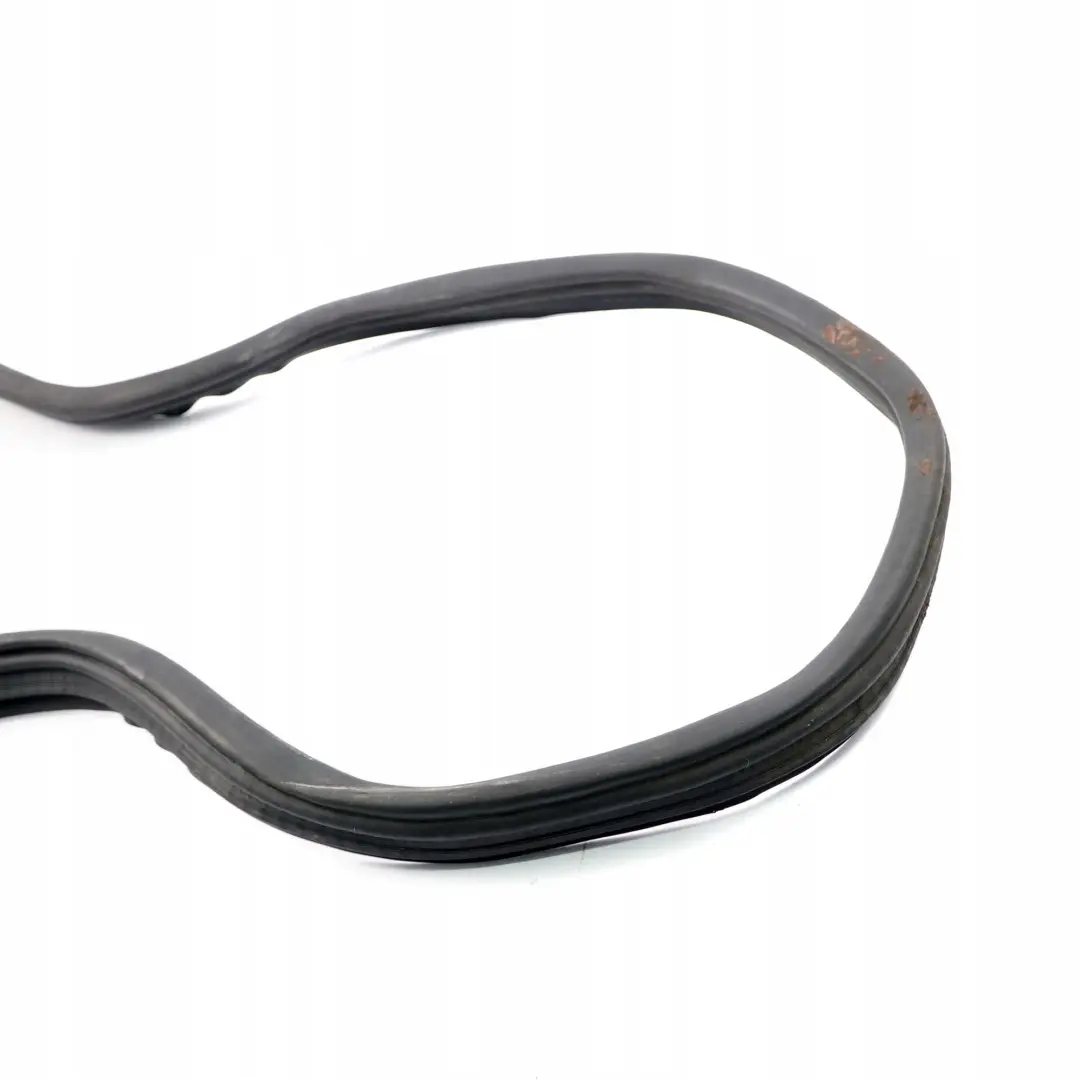 Mercedes-Benz W210 Capot Compartiment Moteur Joint pour à propos du numéro de pièce A2106280098 Mercedes-Benz W210 Capot Compartiment Moteur Joint - SKU A2106280098 - Numéro de pièce A2106280098