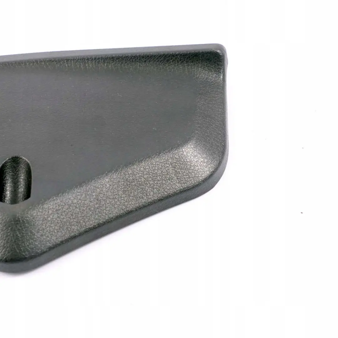 Mercedes-Benz W203 Carenage Capot Droite Tableau de Bord pour à propos du numéro de pièce A2036800678 Mercedes-Benz W203 Carenage Capot Droite Tableau de Bord - SKU A2036800678 - Numéro de pièce A2036800678