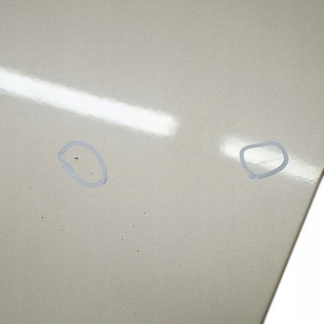 Puerta Delantera Izquierda Travertino Beige Metalizado - 693 para Mercedes M ML W163 con número de pieza A1637201505 Mercedes M ML W163 Puerta Delantera Izquierda Travertino Beige Metalizado - 693 - SKU A1637201505-TRB - Número de pieza A1637201505