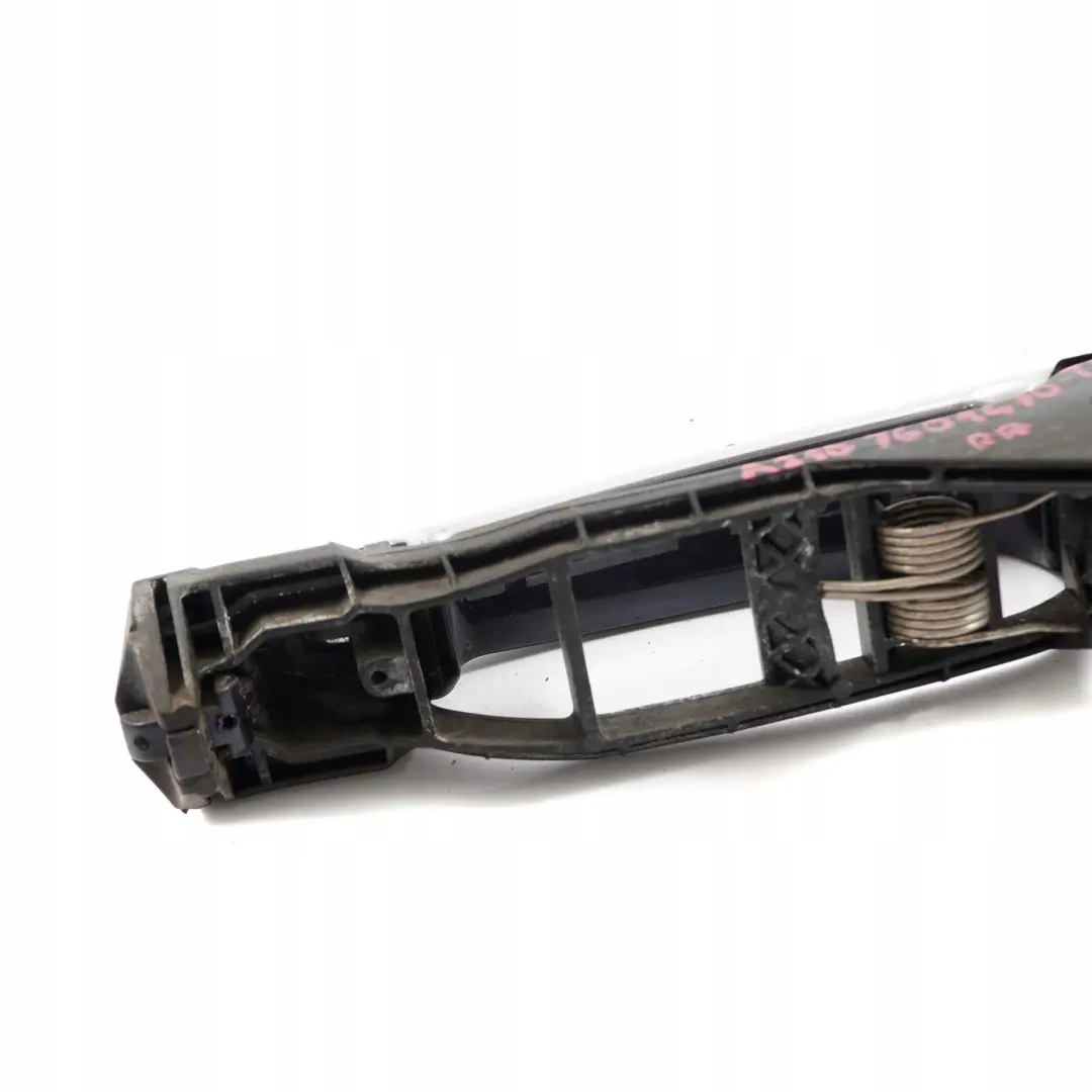 Mercedes E W210 Tirador Puerta Trasera Derecha Azul Tanzanita Metalizado 359 - SKU A2107601470-TB - Número de pieza A2107601470