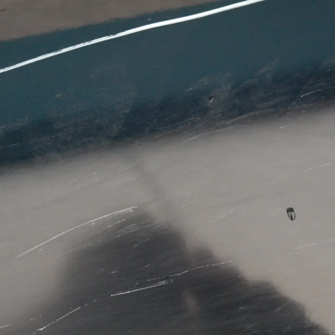 Genuine BMW 5 SERIES 2 E60 E61 Door Front Right O/S Black Schwarz 2 - 668 to with Part number 7202340 Genuine BMW 5 SERIES 2 E60 E61 Door Front Right O/S Black Schwarz 2 - 668 - SKU 7202340-SCH2 - Part number 7202340