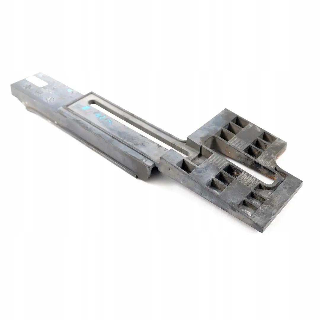 Mercedes W210 Parachoques Delantero Derecho Panel Capa Intermedia - SKU A2108850295 - Número de pieza A2108850295