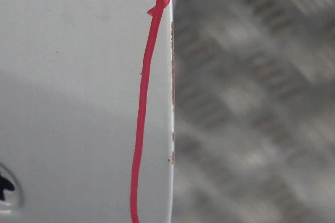 A-klasa W168 drzwi lewy tył Polar silver do MERCEDES o numerze A1687302305 MERCEDES A-klasa W168 drzwi lewy tył Polar silver - SKU A1687302305-PS - Numer Części A1687302305