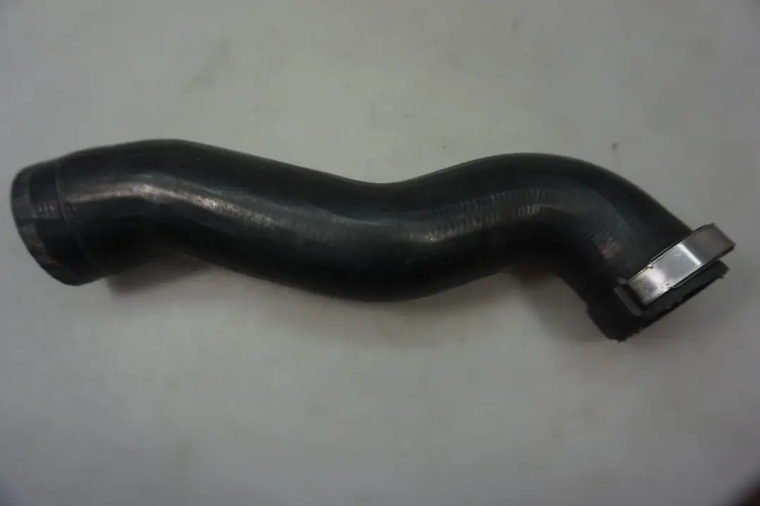 Intake Manifold Hose Line to BMW Mini Cooper 2 S R56 R55 R57 Intercooler Boost Air with Part number 2753075 BMW Mini Cooper 2 S R56 R55 R57 Intercooler Boost Air Intake Manifold Hose Line - SKU 2753075-2 - Part number 2753075