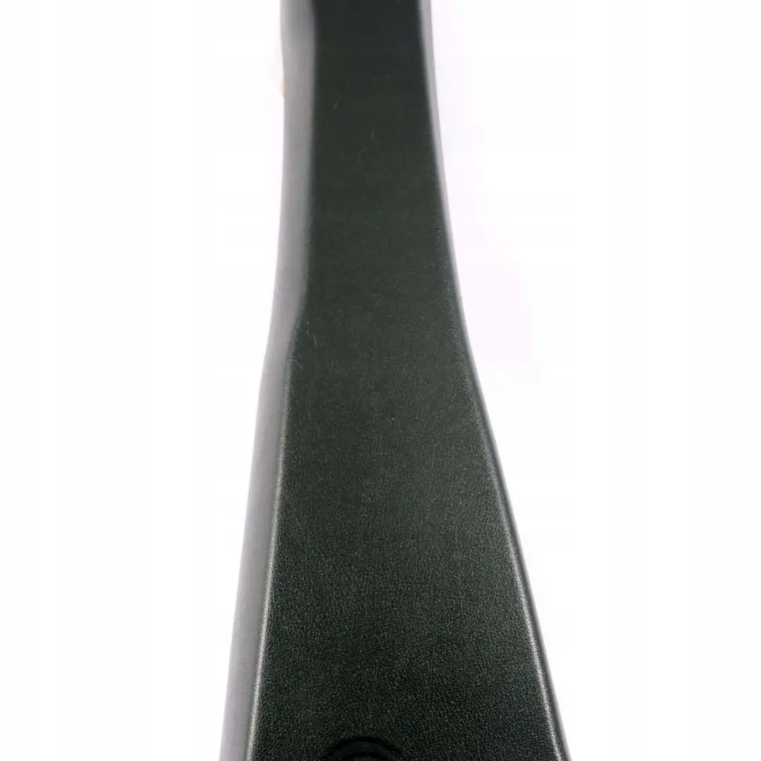 Mercedes-Benz Vaneo W414 B-Pillar Left Bottom Trim Panel Black para con número de pieza A4146903325 Mercedes-Benz Vaneo W414 B-Pillar Left Bottom Trim Panel Black - SKU A4146903325 - Número de pieza A4146903325