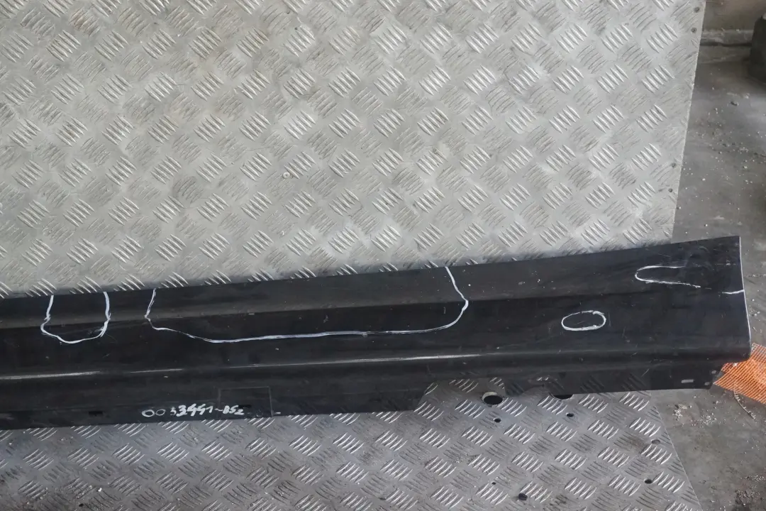 BMW E90 E91 M Sport Sill Strip Faldón Lateral Izquierdo Zafiro Negro - 475 - SKU 0033441-BS2 - Número de pieza 0033441