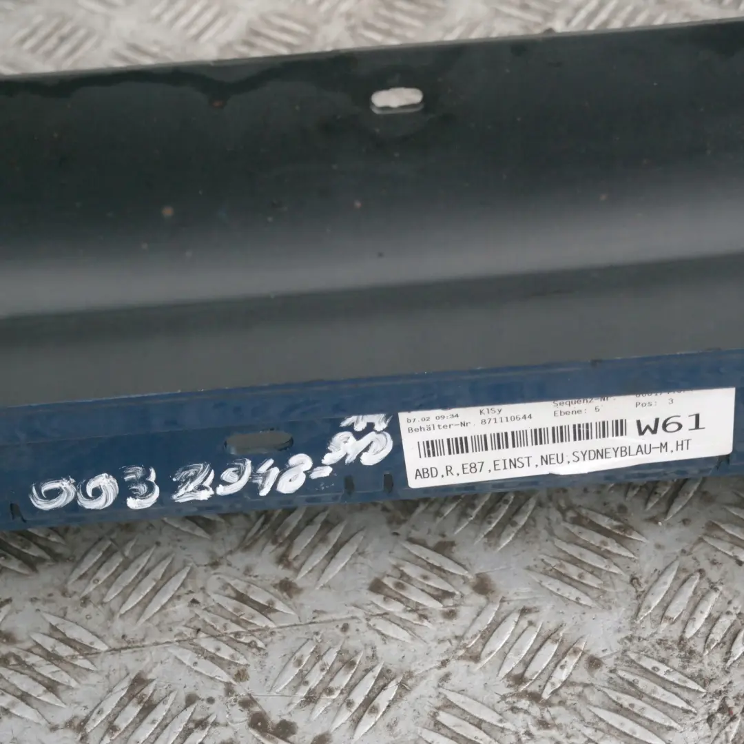 Schwellerleiste Blende Schweller rechts Sydneyblau Blau A19 für BMW 1 er 14 E87 mit Teilenummer 32948 BMW 1 er 14 E87 Schwellerleiste Blende Schweller rechts Sydneyblau Blau A19 - SKU 0032948-SYD14 - Teilenummer 32948