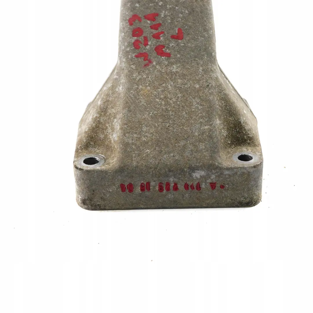 Mercedes-Benz W203 M111 C 180 200 230 Roulement Moteur Support a Gauche pour à propos du numéro de pièce A1112231604 Mercedes-Benz W203 M111 C 180 200 230 Roulement Moteur Support a Gauche - SKU A1112231604 - Numéro de pièce A1112231604