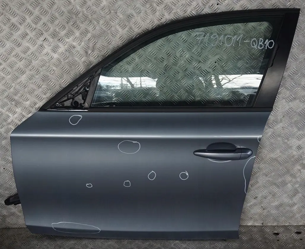 BMW0 E87 Porta anteriore sinistra Quarzblau Blu Metallico - A18