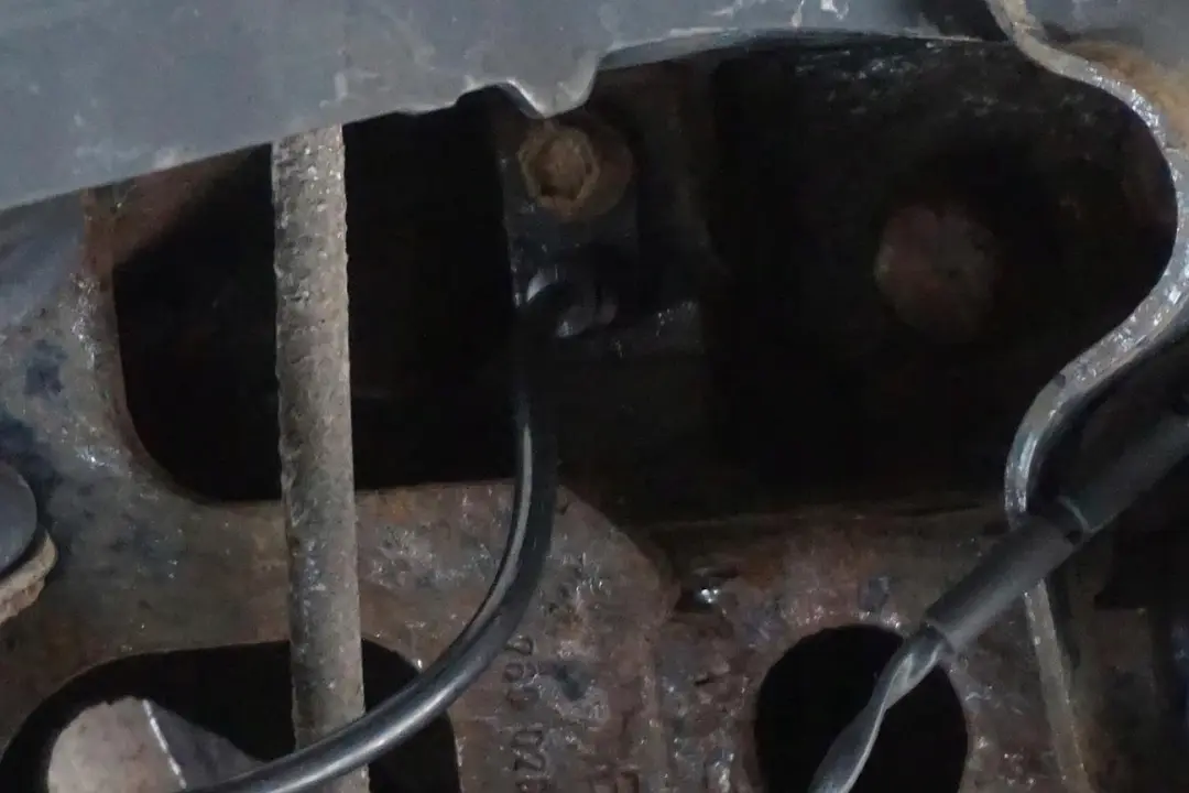 Längslenker hinten rechts für BMW Mini R52 Cabrio Cooper One W10 1.6 mit Teilenummer 6781135 BMW Mini R52 Cabrio Cooper One W10 1.6 Längslenker hinten rechts - SKU 6781135 - Teilenummer 6781135