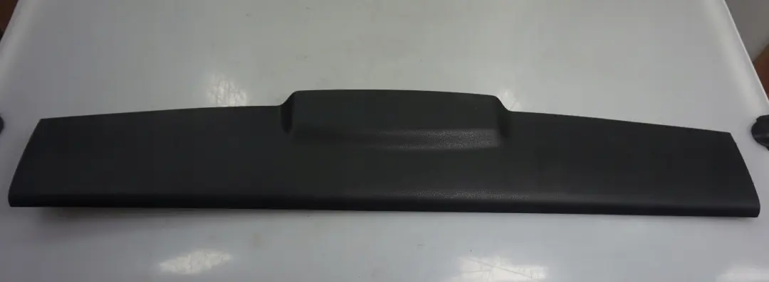 BMW 1 er E81 E87 E87N Verkleidung Heckklappe oben - SKU 7060635 - Teilenummer 7060635
