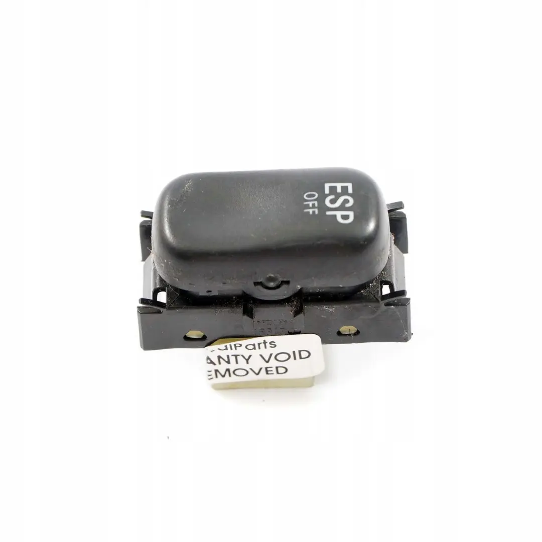 Mercedes-Benz C E Klasse W202 W210 ESP OFF Schalter für mit Teilenummer A2108213551 Mercedes-Benz C E Klasse W202 W210 ESP OFF Schalter - SKU A2108213551 - Teilenummer A2108213551