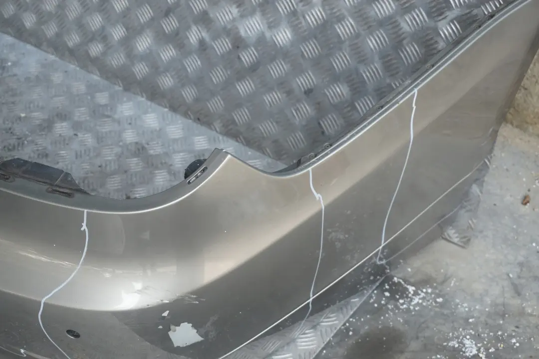 Bumper PDC Platinbronze Platinum Bronze - A53 to BMW 5 Series E60 Saloon Rear with Part number 0422349 BMW 5 Series E60 Saloon Rear Bumper PDC Platinbronze Platinum Bronze - A53 - SKU 0422349-PB - Part number 0422349