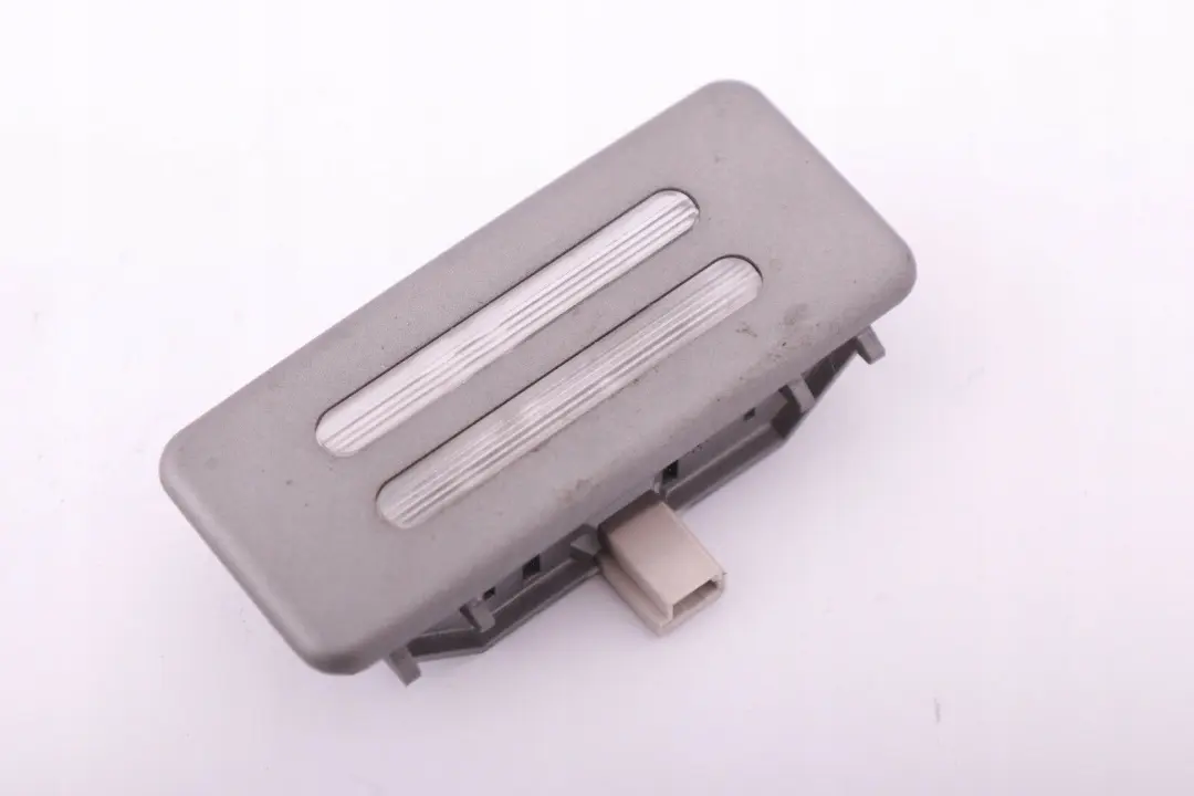 Espejo Luz Delantera Gris para BMW E65 E66 E67 con número de pieza 6902972 BMW E65 E66 E67 Espejo Luz Delantera Gris - SKU 6902972 - Número de pieza 6902972