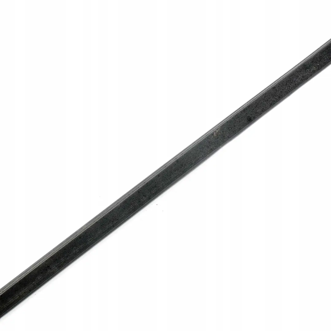 Mercedes-benz CLK W208 avant Gauche / Droite Porte Joint Performance pour à propos du numéro de pièce A2087250565 Mercedes-benz CLK W208 avant Gauche / Droite Porte Joint Performance - SKU A2087250565 - Numéro de pièce A2087250565