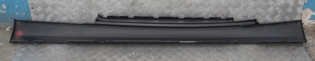 BMW 1 E81 E82 Nakładka próg lewy schwarz II 668 - SKU 0036143-SCH7 - Numer Części 0036143