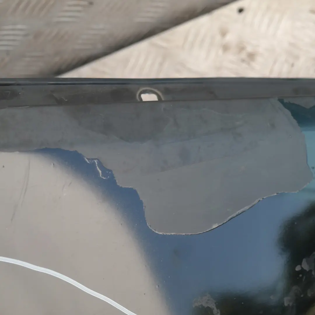 Błotnik prawy przód schwarz II 668 do BMW E90 E91 o numerze 7135680 BMW E90 E91 Błotnik prawy przód schwarz II 668 - SKU 7135680-SCH2 - Numer Części 7135680