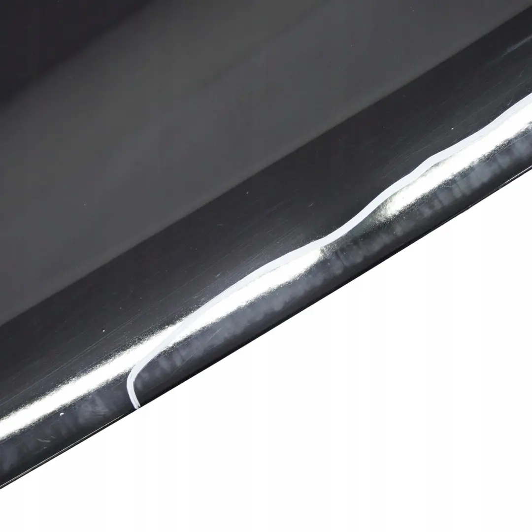 Puerta Delantera Derecha Schwarz 2 Jet Black - 668 para BMW E81 E82 E88 con número de pieza 7207446 BMW E81 E82 E88 Puerta Delantera Derecha Schwarz 2 Jet Black - 668 - SKU 7207446-SCH - Número de pieza 7207446