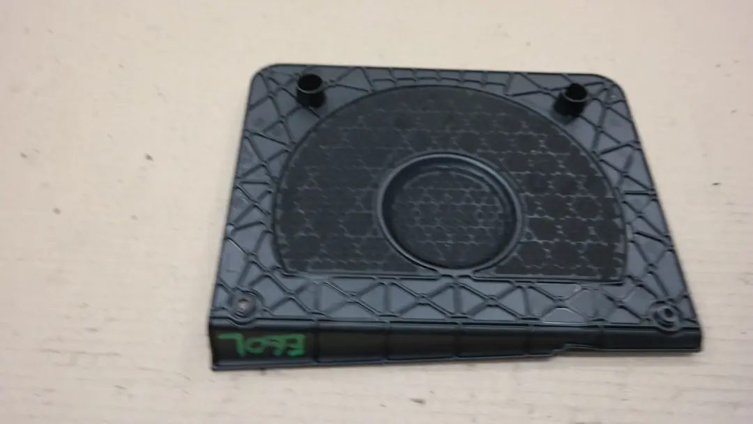 Finisher Speaker For Central Bass Left N/S to BMW 5 Series E60 E61 Cover with Part number 6919359 BMW 5 Series E60 E61 Cover Finisher Speaker For Central Bass Left N/S - SKU 6919359 - Part number 6919359