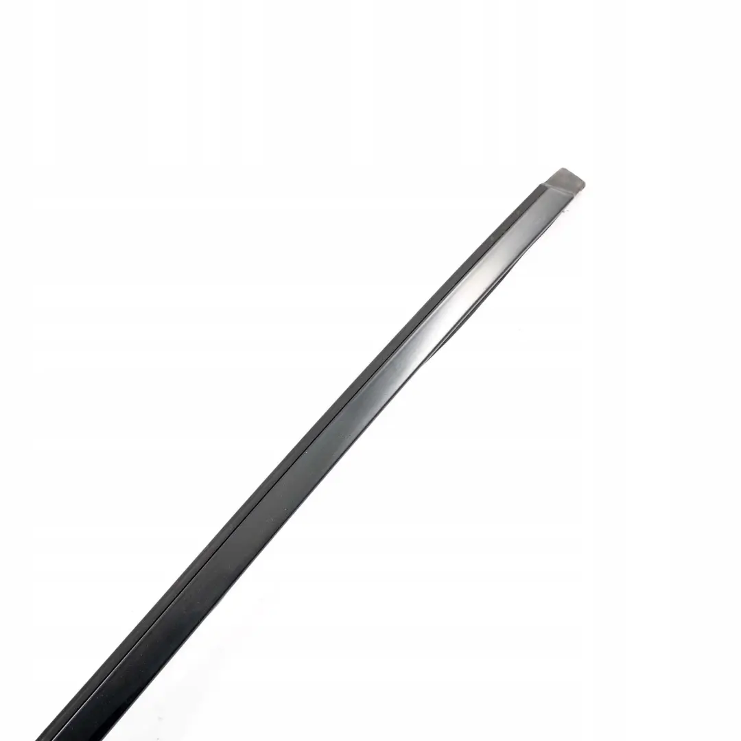 Mercedes-Benz CLC CL203 Pare-Brise Moulage Performance a Gauche pour à propos du numéro de pièce A2036982998 Mercedes-Benz CLC CL203 Pare-Brise Moulage Performance a Gauche - SKU A2036982998 - Numéro de pièce A2036982998