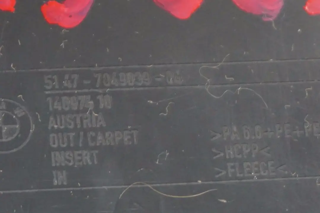 Boot Trunk Lid Left Trim Panel N/S Sandbeige Beige to BMW X3 Series E83 with Part number 7049039 BMW X3 Series E83 Boot Trunk Lid Left Trim Panel N/S Sandbeige Beige - SKU 7049039-2 - Part number 7049039