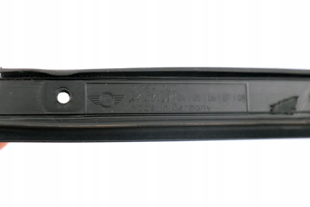 Supporto Guarnizione Porta Guarnizione Anteriore Destra per Mini Coupe R58 con numero di parte 2759202 Mini Coupe R58 Supporto Guarnizione Porta Guarnizione Anteriore Destra - SKU 2759202 - Numero di parte 2759202