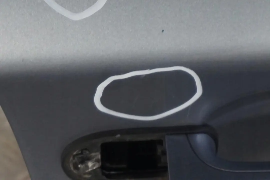 BMW 1 Series 20 E87 Door Front Right O/S Quarzblau Blue Blau Metallic - A18 - SKU 7191012-QB20 - Part number 7191012