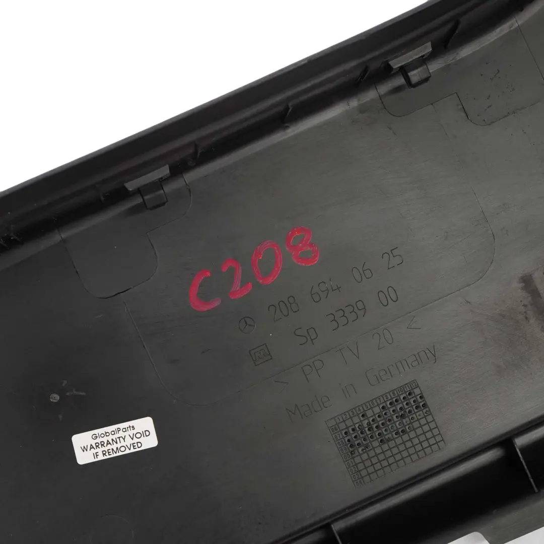 Mercedes-Benz CLK W208 Bordo Carico Copertura Apertura Bagagliaio per con numero di parte A2086940625 Mercedes-Benz CLK W208 Bordo Carico Copertura Apertura Bagagliaio - SKU A2086940625 - Numero di parte A2086940625