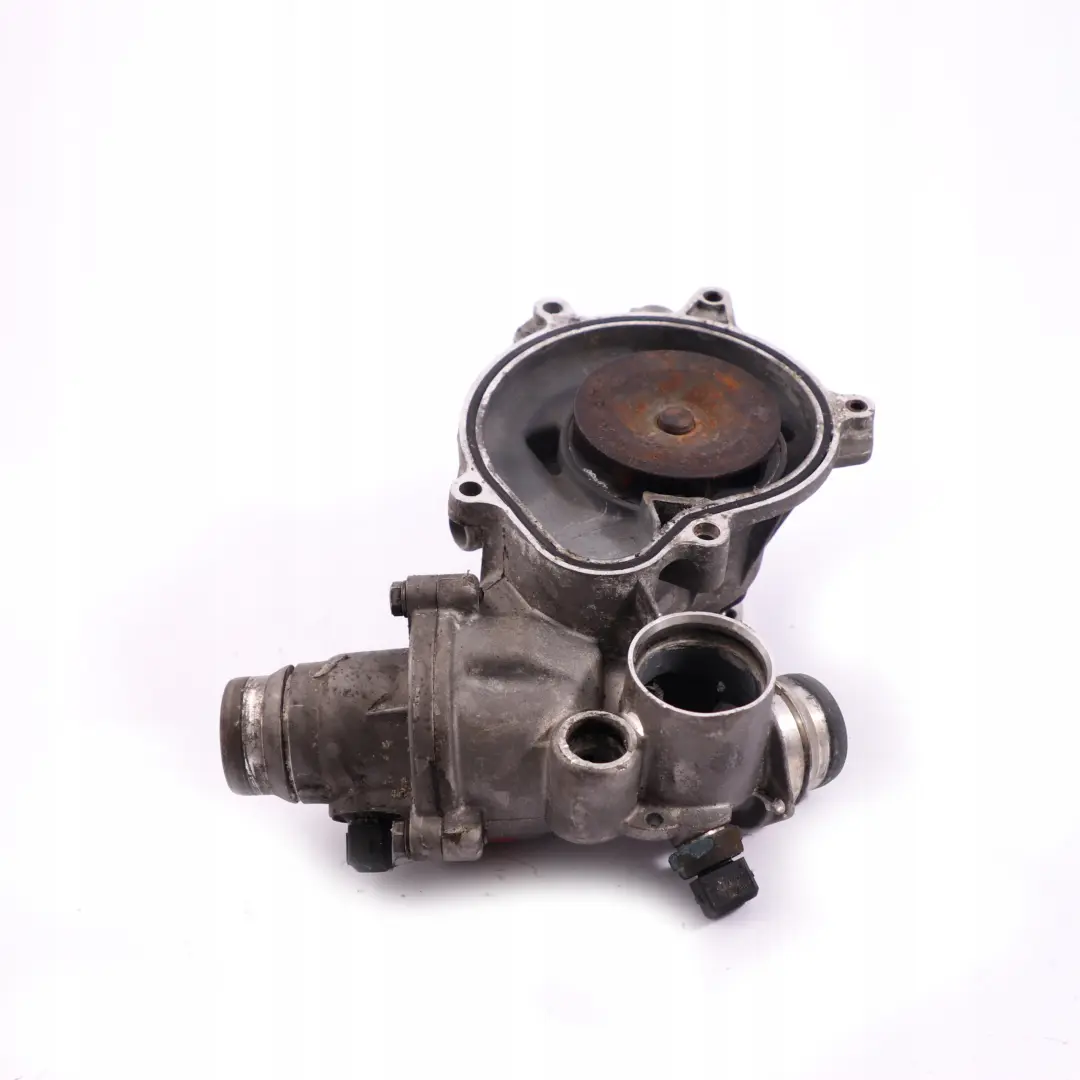 740i 550i 650i 740i Pompa wody do BMW E60 E63 E65 o numerze 7790472 BMW E60 E63 E65 740i 550i 650i 740i Pompa wody - SKU 7586779 - Numer Części 7790472