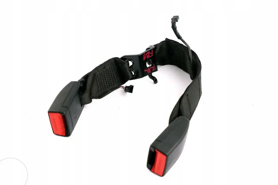 Middle Seat Lower Belt Strap Buckle Rear Right O/S to BMW 1 3 Series F21 F30 F31 with Part number 7355471 BMW 1 3 Series F21 F30 F31 Middle Seat Lower Belt Strap Buckle Rear Right O/S - SKU 7355471 - Part number 7355471