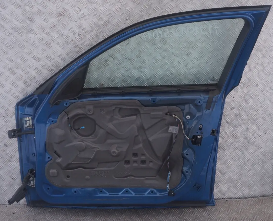 BMW 1 Series 17 E87 Door Front Right O/S Sydneyblau Sydney Blau Blue A19 - SKU 7191012-SYD17 - Part number 7191012