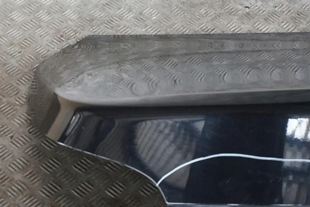 BMW E60 Klapa pokrywa bagażnika tylna schwarz II - SKU 7122441-SCH - Numer Części 7122441