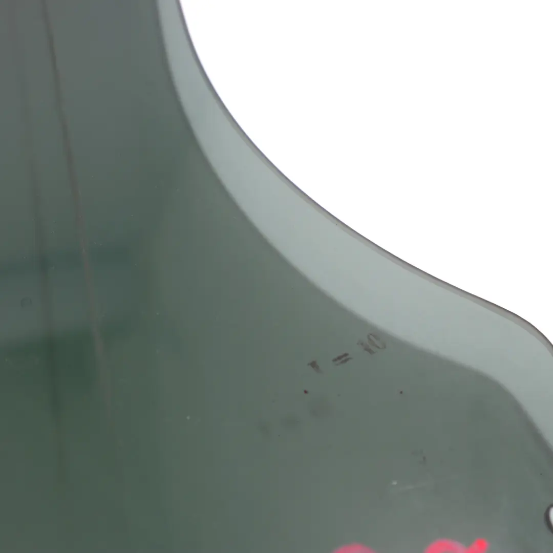 Disque de Porte Arriere Droite AS3 Noir pour BMW 6 E66 à propos du numéro de pièce 7043600 BMW 6 E66 Disque de Porte Arriere Droite AS3 Noir - SKU 7043600 - Numéro de pièce 7043600