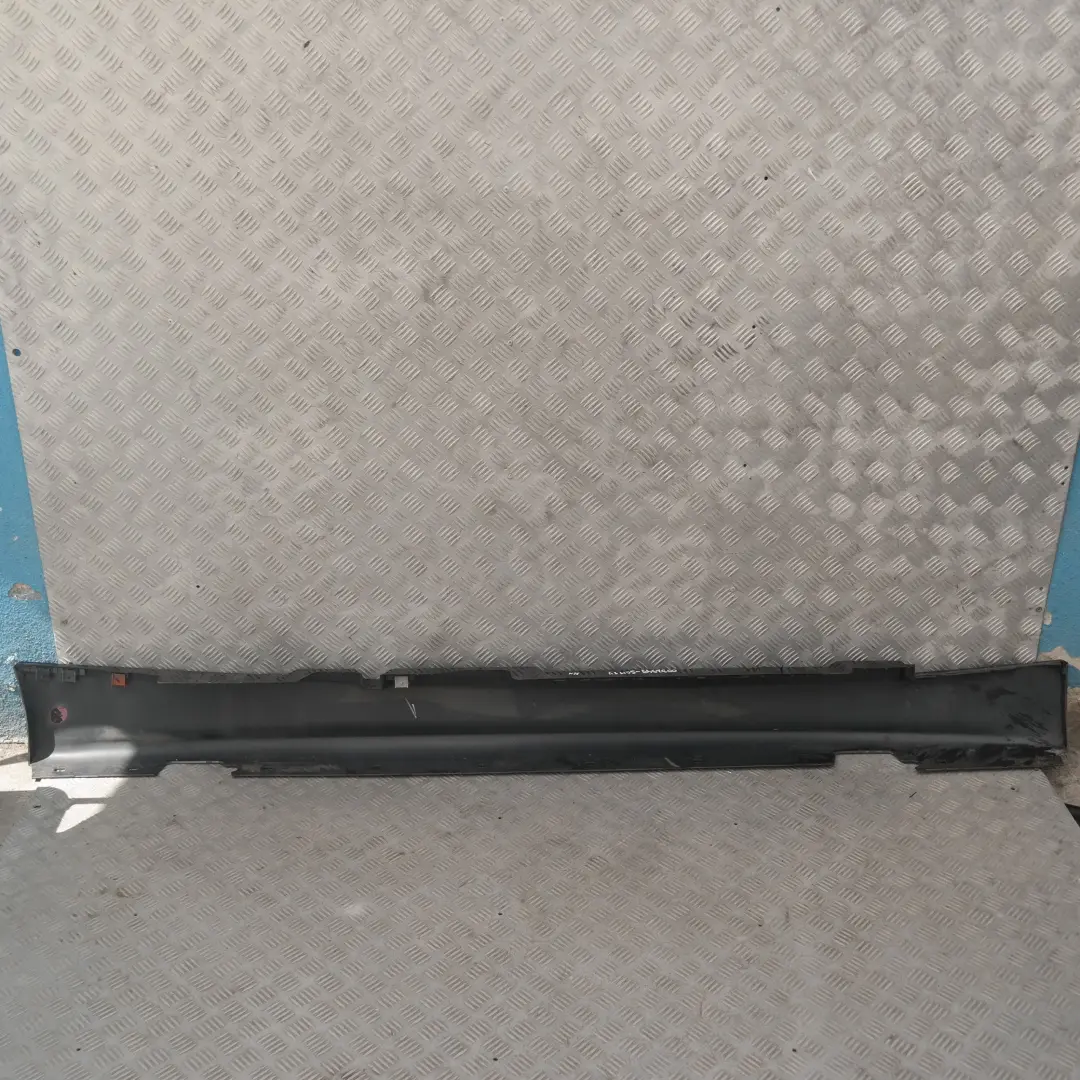 BMW 1 E87 Nakładka próg lewy schwarz II 668 - SKU 0032949-SCH19 - Numer Części 32949