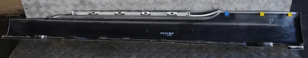 Door Sill Side Cover Skirt Right O/S Mineralsilber Silver - A14 to BMW 6 E63 E64 with Part number 0304948 BMW 6 E63 E64 Door Sill Side Cover Skirt Right O/S Mineralsilber Silver - A14 - SKU 0304948-MS - Part number 0304948