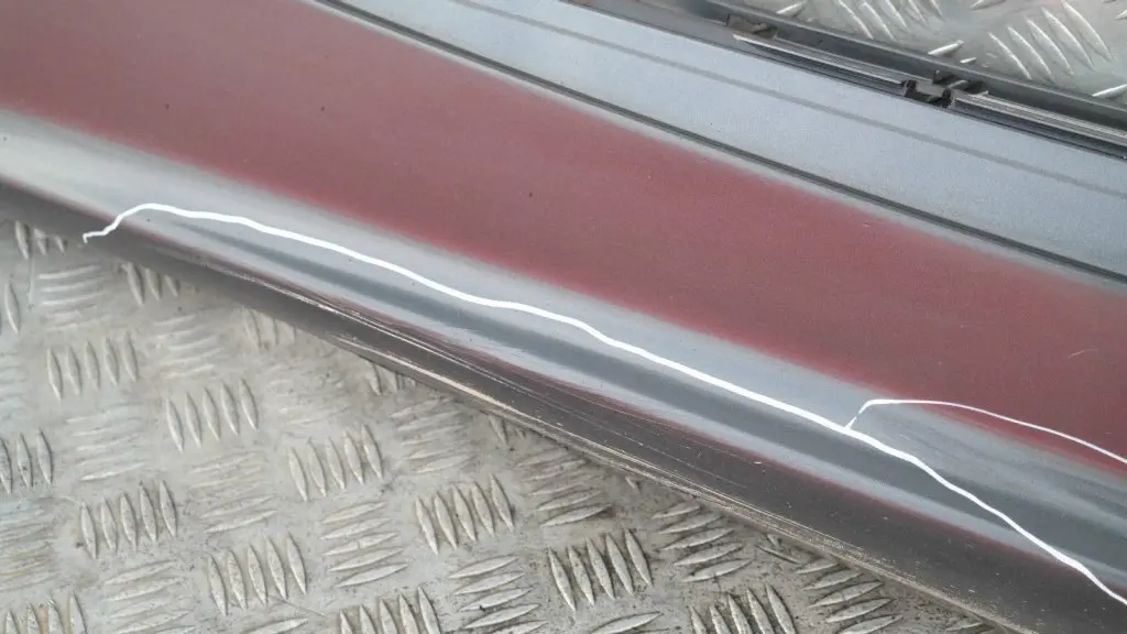 Sill strip side skirt left N/S Sparkling Graphite Metallic to BMW 1 SERIES 5 E87 with Part number 51770032949 BMW 1 SERIES 5 E87 Sill strip side skirt left N/S Sparkling Graphite Metallic - SKU 0032949-SG5 - Part number 51770032949