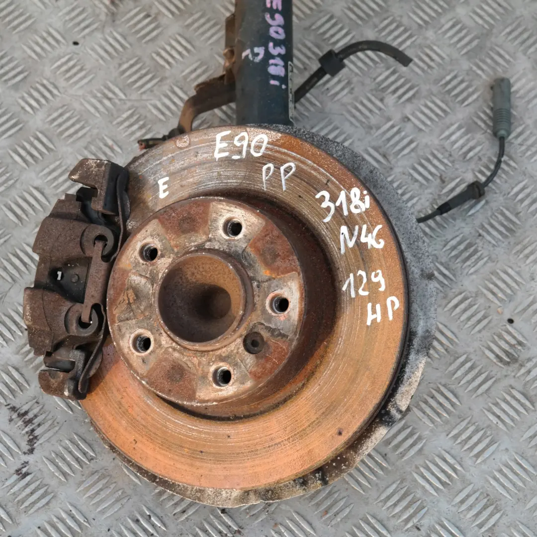 BMW 3 SERIES E90 318i N46 FRONT RIGHT SPRING STRUT LEG BRAKE SUSPENSION HUB O/S - SKU 6771724-5 - Part number 31316771724