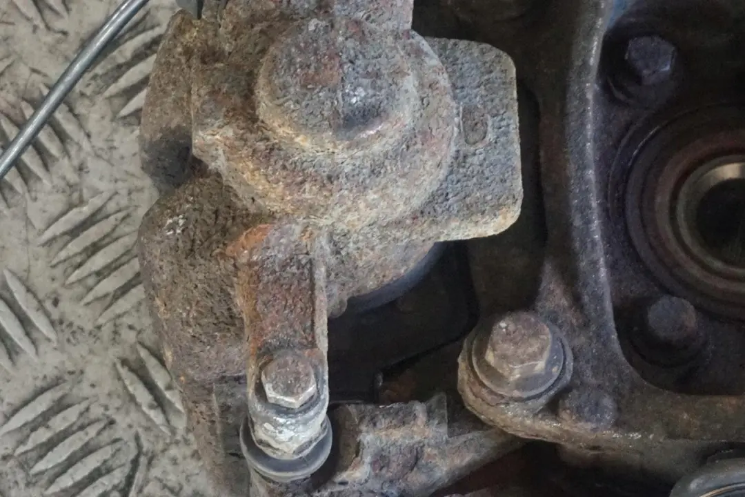 Front Right O/S Spring Strut Suspension Leg Brake to Mini R55 Clubman S N14 with Part number 6784514 Mini R55 Clubman S N14 Front Right O/S Spring Strut Suspension Leg Brake - SKU 6784514-1 - Part number 6784514