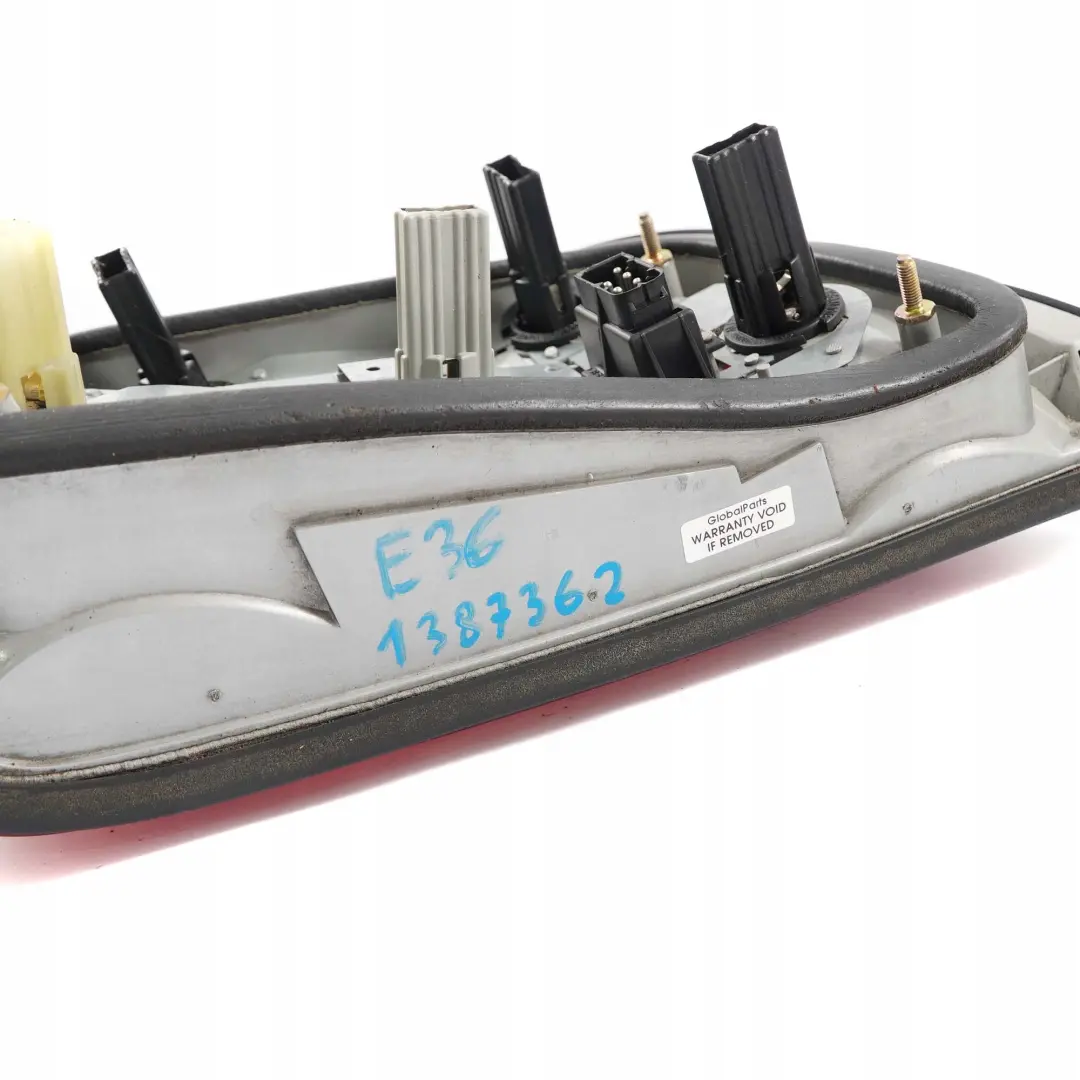 Feu Arriere Hayon Arriere Droite pour BMW 3 E36 Saloon à propos du numéro de pièce 1387362 BMW 3 E36 Saloon Feu Arriere Hayon Arriere Droite - SKU 1387362 - Numéro de pièce 1387362