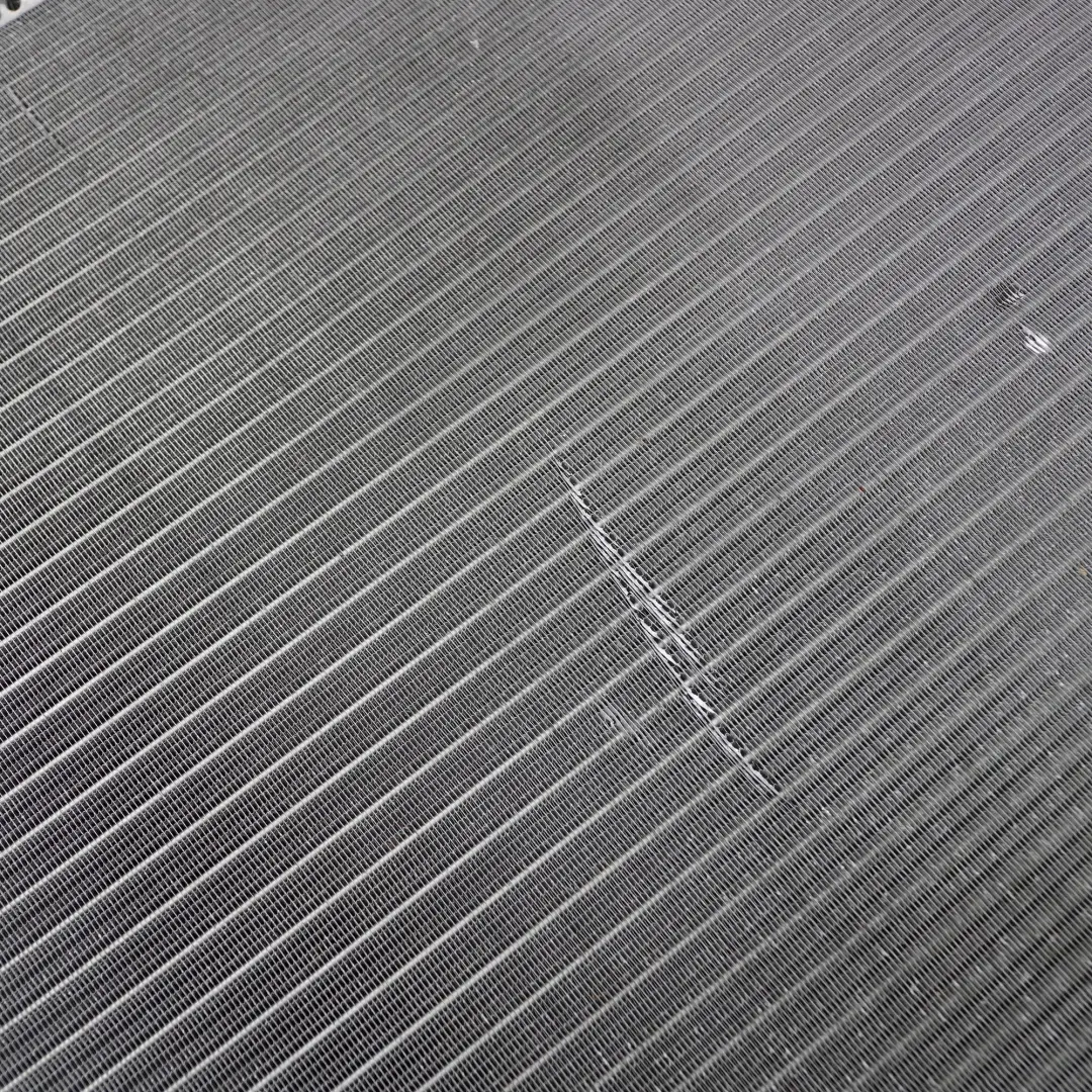 Mercedes-Benz E-Klasse W210 Motorkühlung Kühler Radiator für mit Teilenummer A2105007103 Mercedes-Benz E-Klasse W210 Motorkühlung Kühler Radiator - SKU A2105007103 - Teilenummer A2105007103