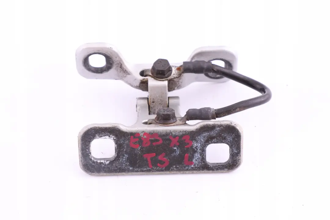 Charniere Hayon a Gauche Argent Titane Silver pour BMW X3 E83 à propos du numéro de pièce 3400377 BMW X3 E83 Charniere Hayon a Gauche Argent Titane Silver - SKU 3400377-TS - Numéro de pièce 3400377