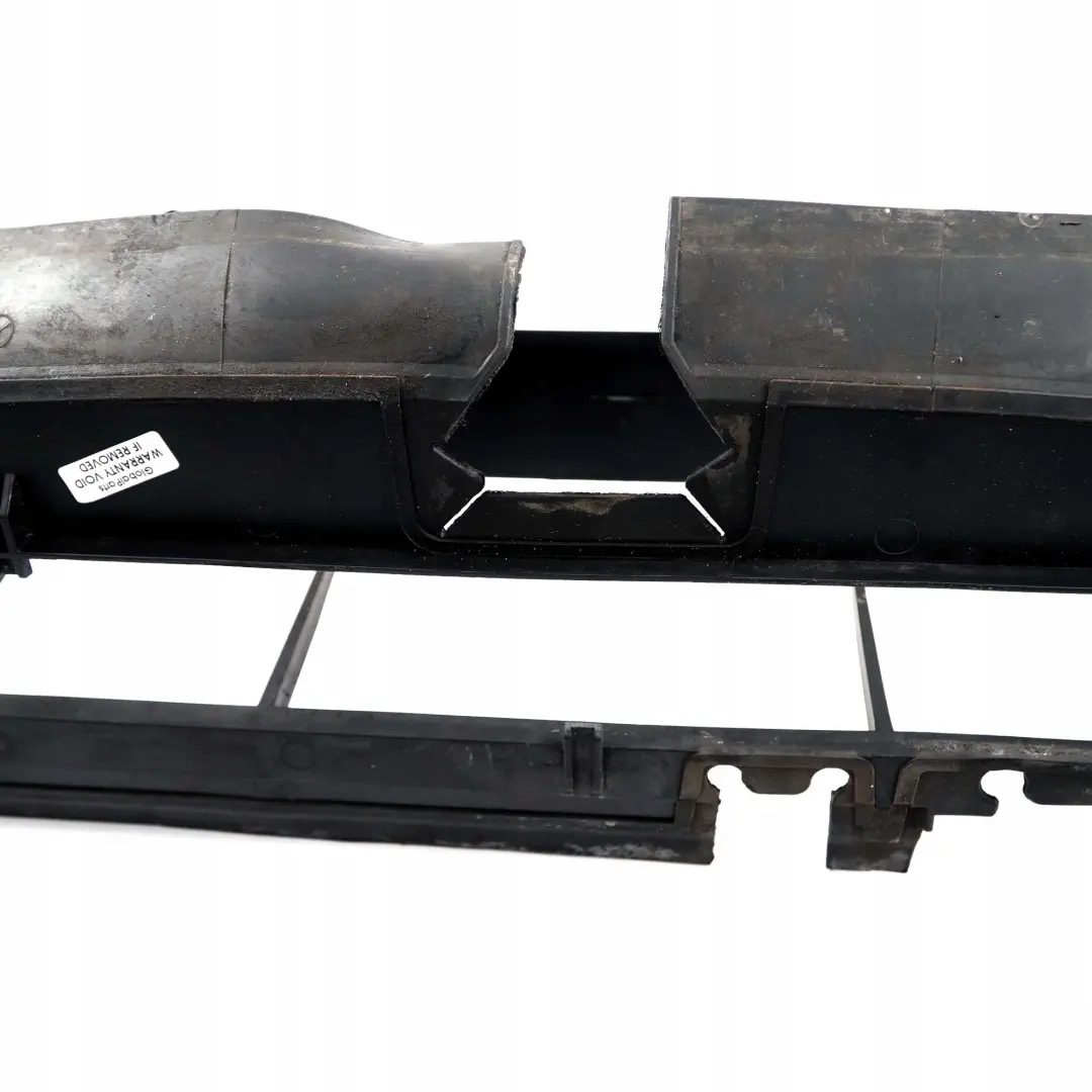 Conducto de canal de admisión de aire del radiador para Mercedes W203 con número de pieza A2035050230 Mercedes W203 Conducto de canal de admisión de aire del radiador - SKU A2035050230 - Número de pieza A2035050230