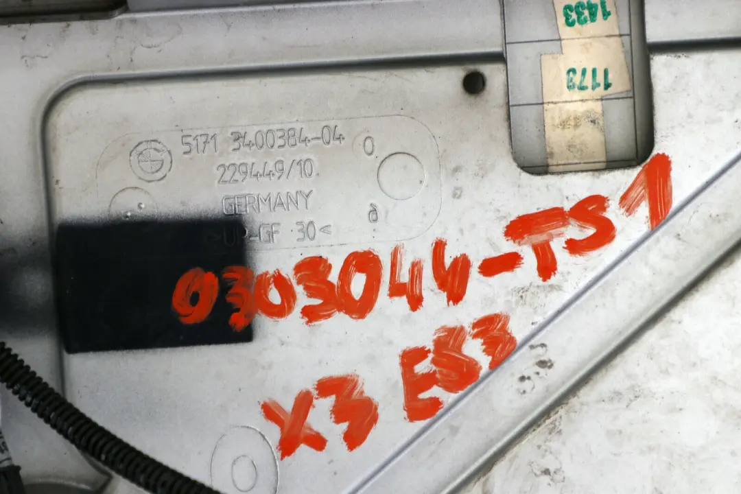 Spoiler spojler lotka daszek bagażnika do BMW E83 X3 o numerze 0303044 BMW E83 X3 Spoiler spojler lotka daszek bagażnika - SKU 0303044-TS1 - Numer Części 0303044