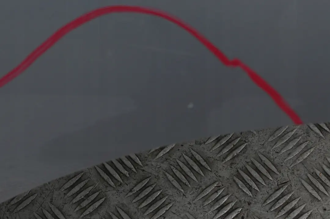 Drzwi lewy tył tylne lewe titansilber do BMW E53 X5 o numerze 8256827 BMW E53 X5 Drzwi lewy tył tylne lewe titansilber - SKU 8256827-TS8 - Numer Części 8256827