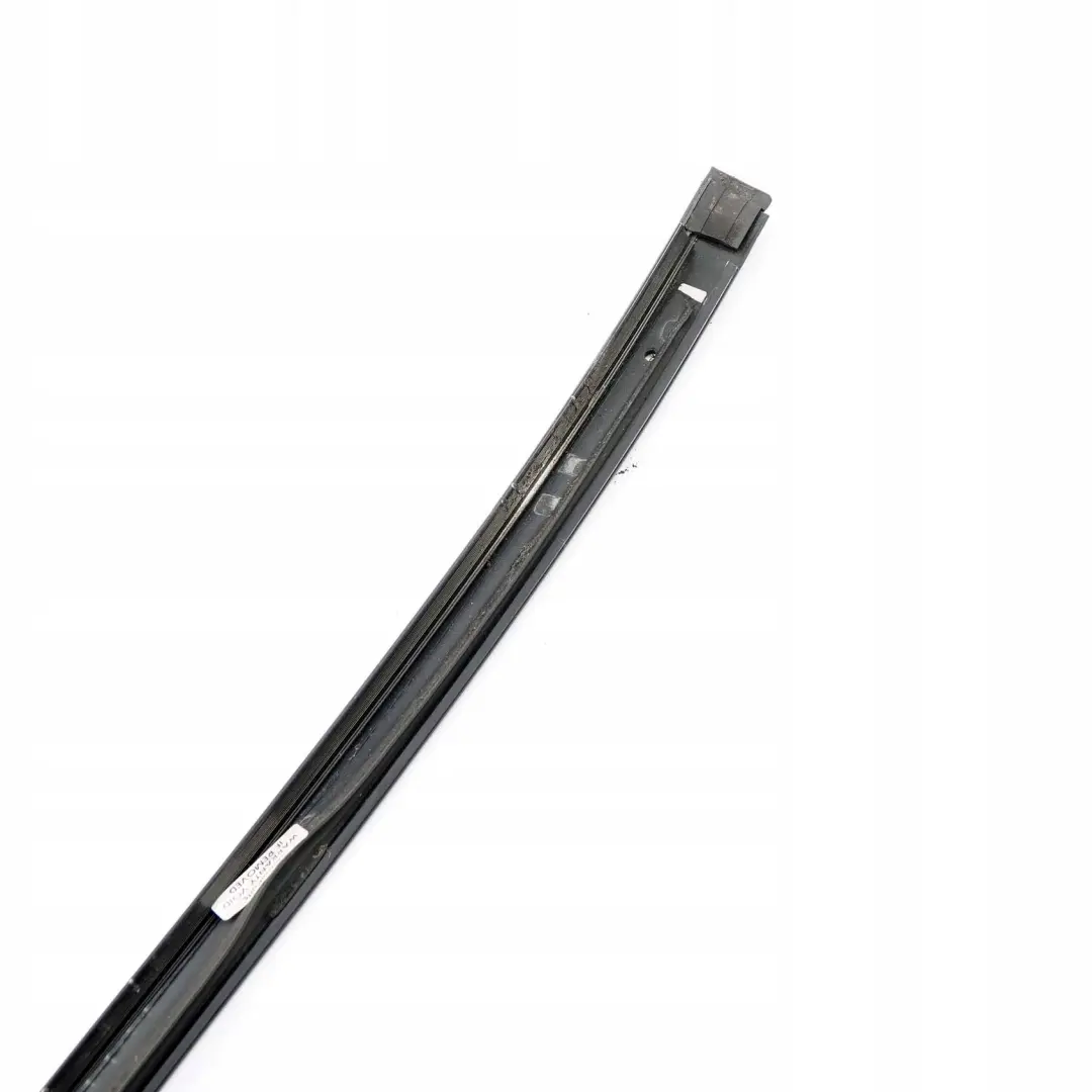 Mercedes-Benz C CLC CL203 Frontscheibe Zierleiste Leistung Links für mit Teilenummer A2036982998 Mercedes-Benz C CLC CL203 Frontscheibe Zierleiste Leistung Links - SKU A2036982998 - Teilenummer A2036982998